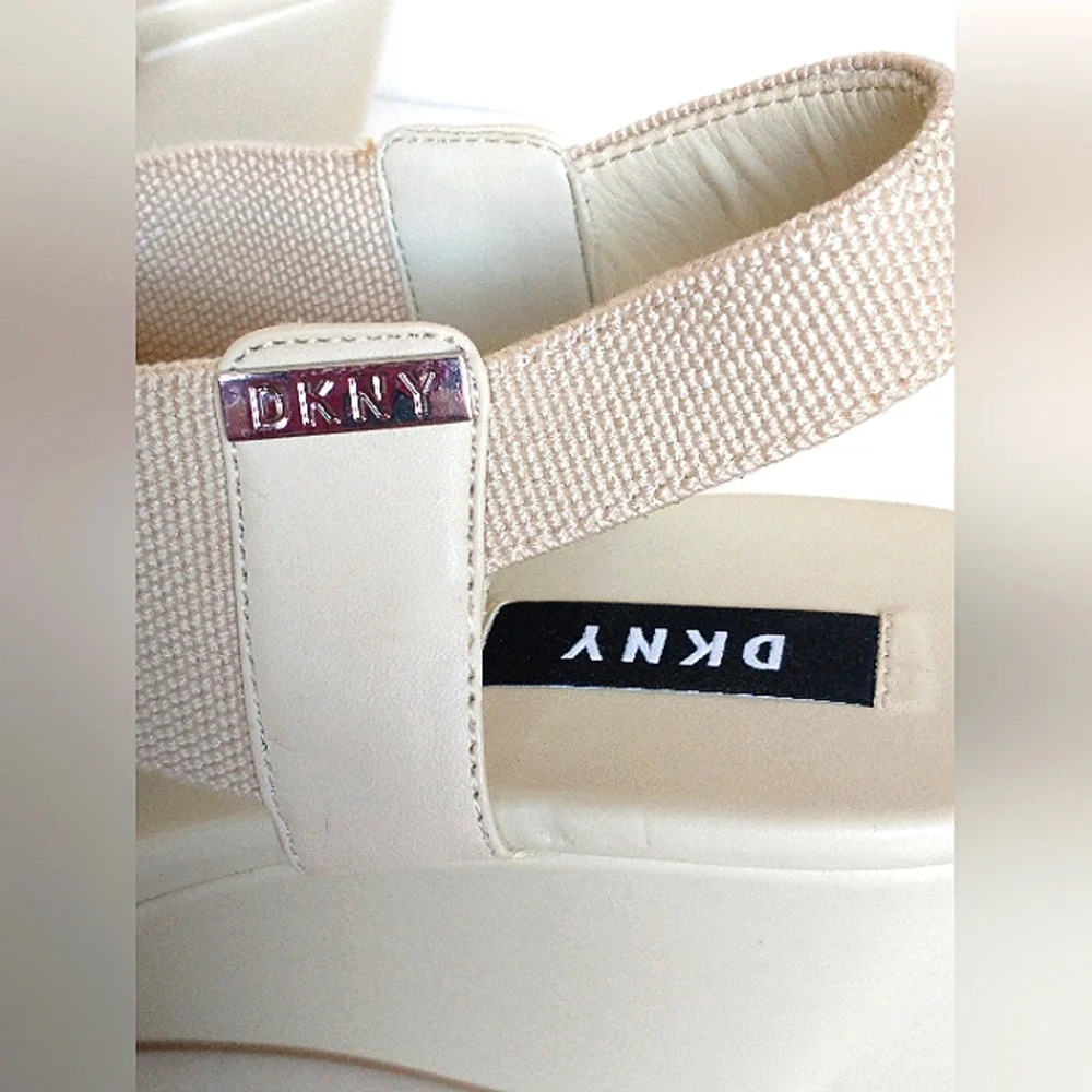 New w/o Box DKNY Genuine Leather Slingback Wedge Sandals Size 8